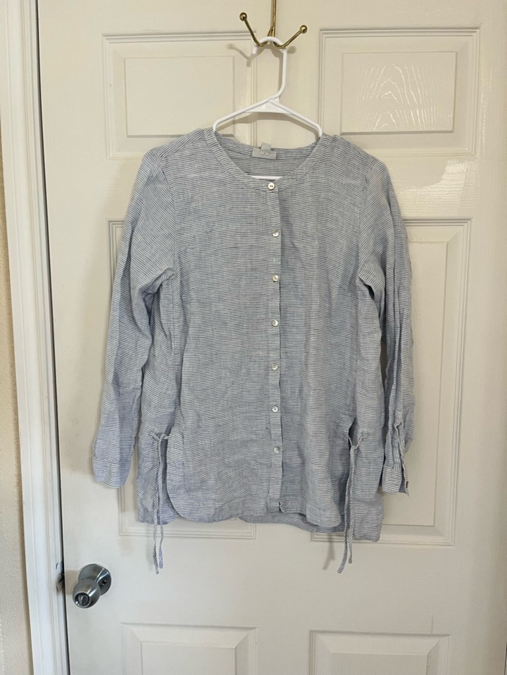 100% linen J. Jill Pale Blue Button-Down Tunic with Side Ties